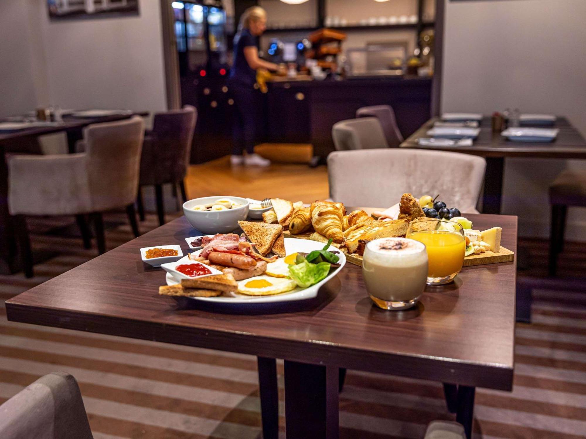 Mercure Paris Saint Cloud Hippodrome Saint-Cloud Exterior foto